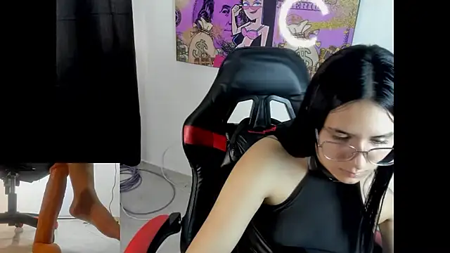 queen findom1 online show from January 7, 6:39 am