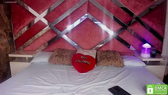 Lily Queen30 online show from February 20, 8:31 pm