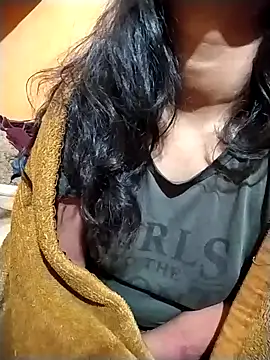 Sexy Divya   online show from March 2, 1:05 am