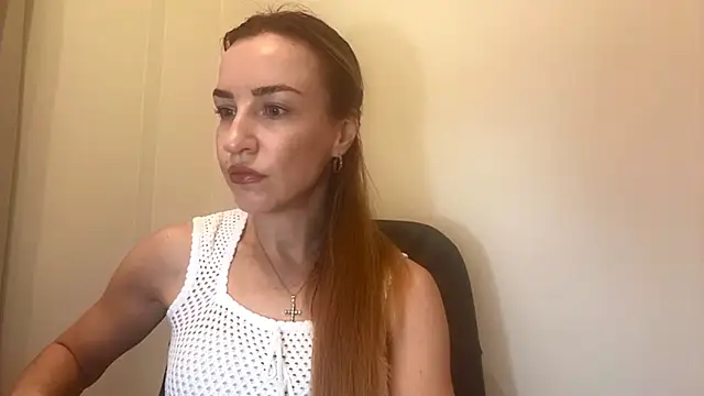 Nyxelia  online show from December 16, 8:20 am