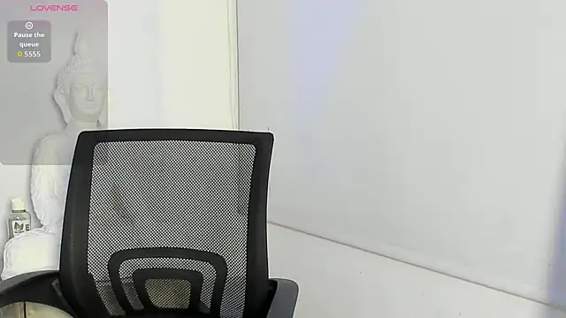 NikkiBotero online show from December 3, 10:12 pm