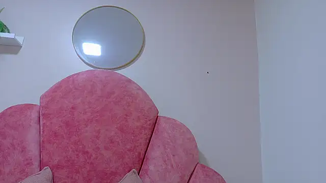 NicoletCherry   online show from November 18, 7:26 pm