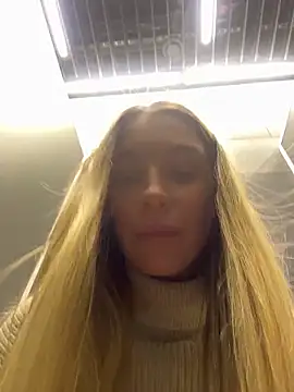 SashaCatt online show from February 8, 8:40 am