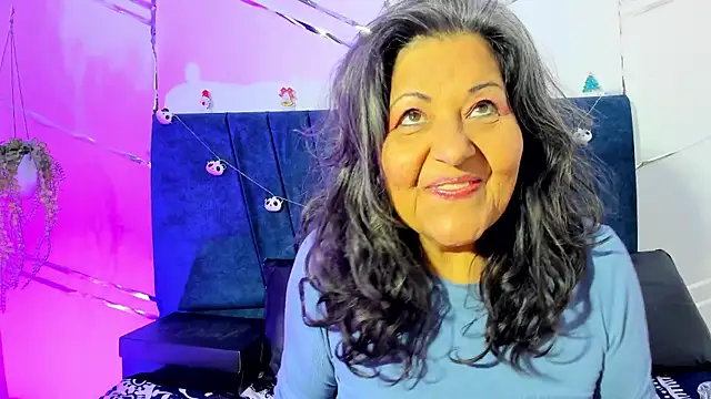 Victoriaa Anderson online show from December 22, 3:48 pm