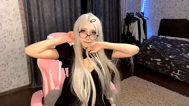 cupcakevice online show from November 11, 4:04 pm