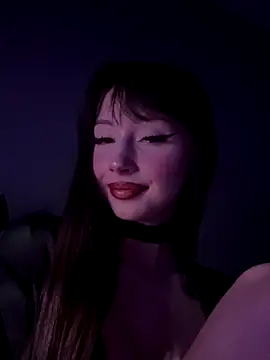 Aurora Blooom online show from November 9, 6:37 pm