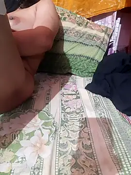 HotGirl23231 online show from November 27, 6:33 pm