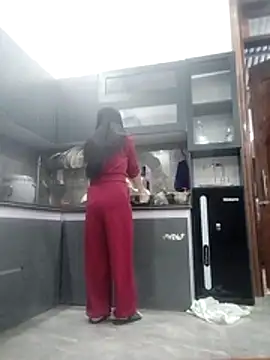   Anna    online show from November 22, 4:20 pm