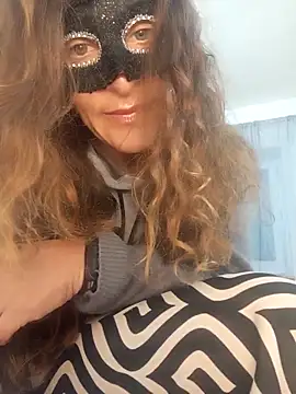 Giorgia13 online show from November 23, 5:14 pm