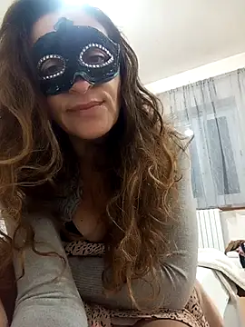 Giorgia13 online show from December 5, 8:21 pm