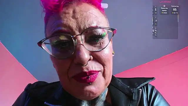 MATURE HARDCORE online show from February 1, 4:33 am