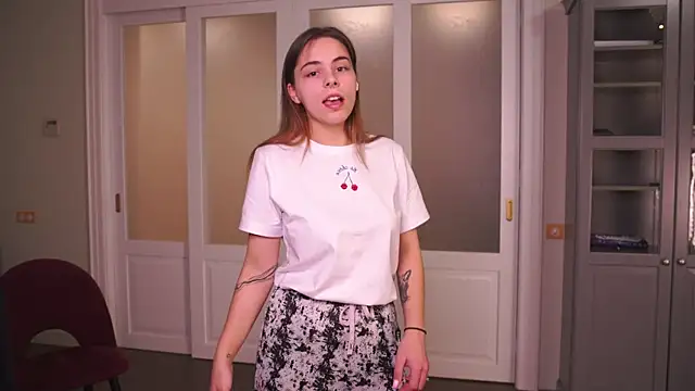 AnglePeros online show from November 18, 9:27 pm