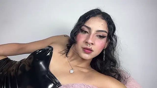 MrandMrsRivas online show from November 28, 9:51 pm