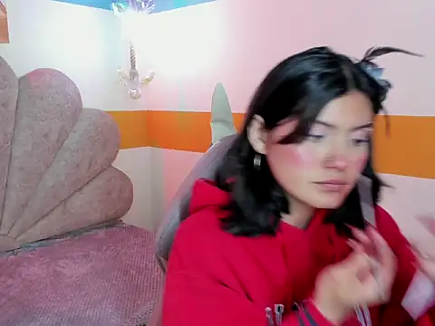 Brandy collinss online show from December 4, 12:07 pm