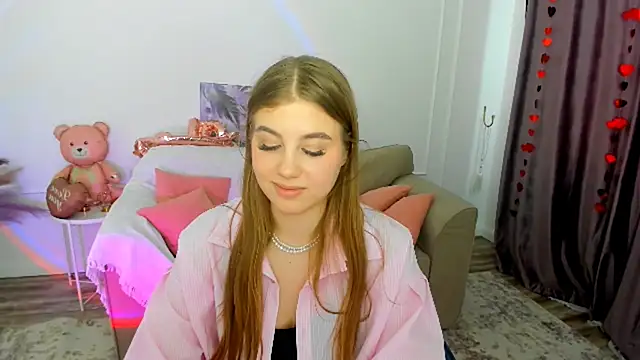 GoldenMirage online show from February 27, 1:11 pm