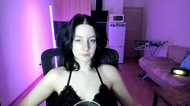 v crizis324 online show from November 17, 12:50 pm