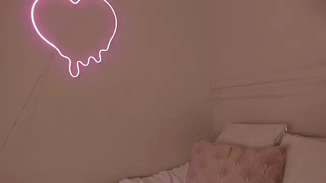 electra a online show from January 5, 5:27 pm