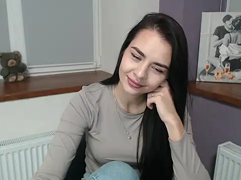 divina kira online show from November 29, 8:51 am