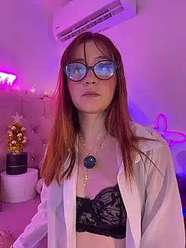 Teenjenn  online show from December 1, 11:51 pm