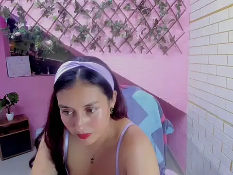 maurakloss303av online show from December 21, 8:46 pm