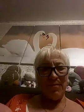 EvaaaSky online show from November 14, 8:20 pm