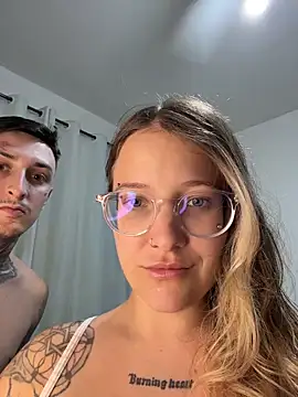 Kyuubii online show from November 21, 12:12 am