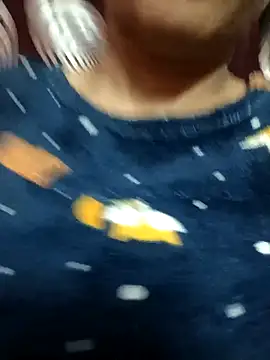 Neethu90 online show from December 17, 3:05 pm