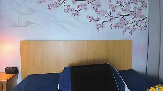 Laura Torress online show from February 17, 3:06 am