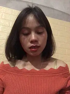 Trangbabylove online show from November 28, 7:55 am