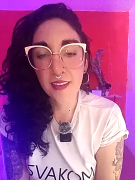 Melinerd online show from February 4, 5:27 pm