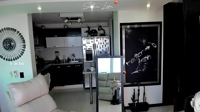 Snapshot of sofiasexhot chatting on September 12, 12:56 pm sofiasexhot online show from September 12, 12:56 pm