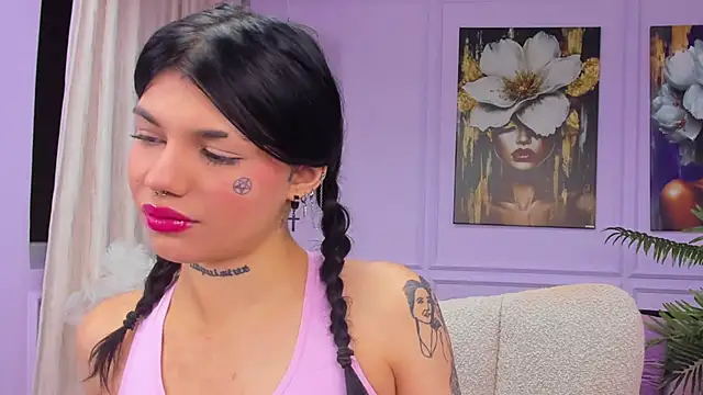 YasminWild online show from December 16, 4:40 am