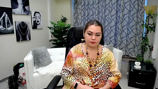 Susanna S online show from November 17, 5:08 am