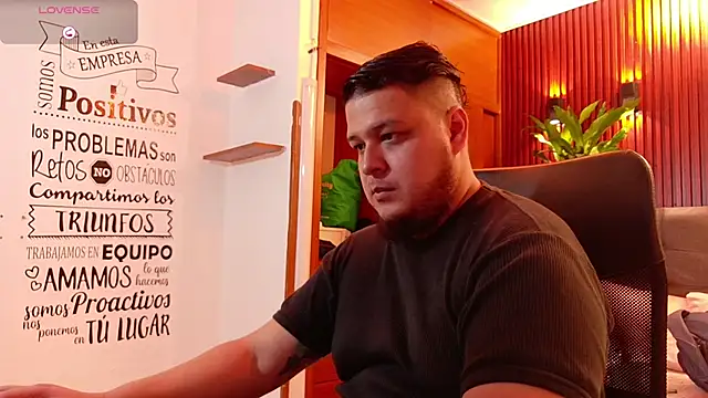 danna thiago1 online show from December 16, 12:00 pm