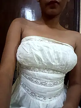 Swwet 18 online show from November 18, 6:42 pm