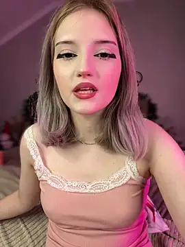 YunnaTyan online show from December 13, 7:53 pm