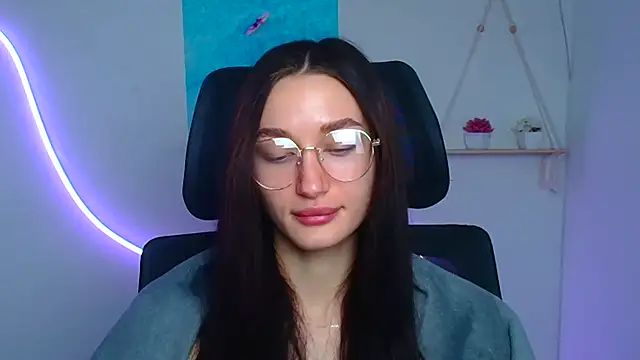 Stella XO online show from February 23, 6:46 am