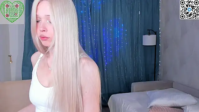 CherrylHolme online show from February 27, 7:57 pm