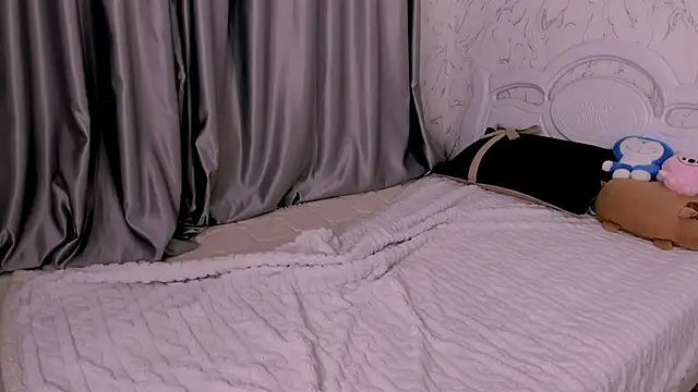 adeliya cute online show from December 15, 3:01 am