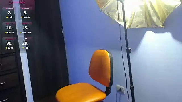 Juliana  lx online show from December 14, 1:39 pm