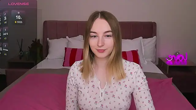 Shy Polly online show from January 17, 12:07 am