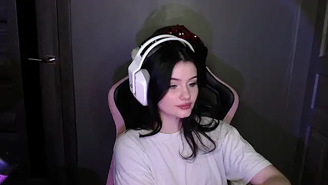 Moon raven online show from January 8, 12:25 am