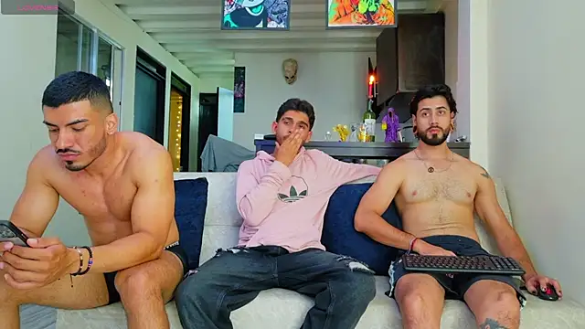 heteros curious online show from December 16, 12:38 am