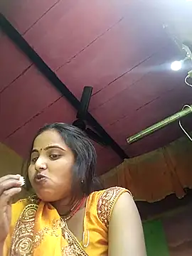 Pooja hote online show from December 4, 6:48 am