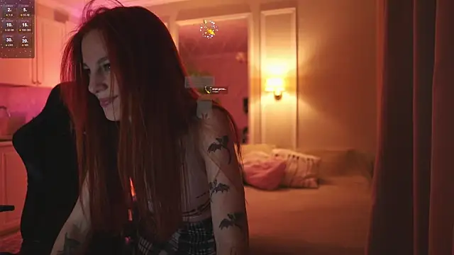  alice meyss  online show from December 1, 9:50 pm