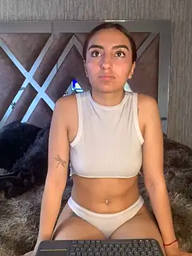 ZoeJohnson Pink online show from December 13, 8:04 pm