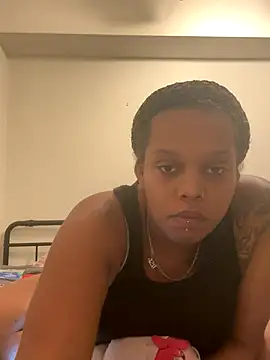 Goldenmami online show from December 2, 5:20 am