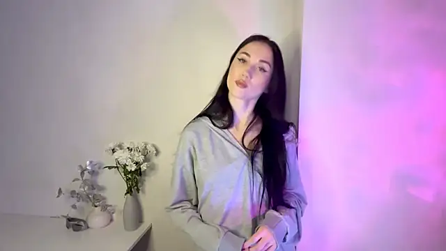 Beautyofnlka online show from December 1, 12:09 pm