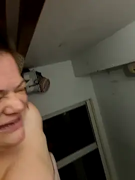 Tasmine online show from November 25, 1:24 pm