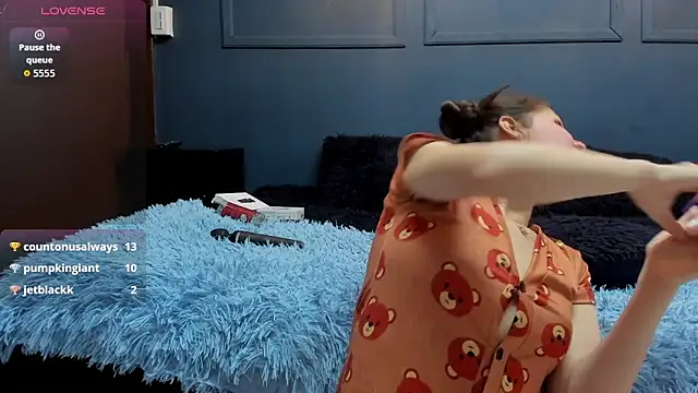 Skyy bloom online show from November 30, 12:53 pm